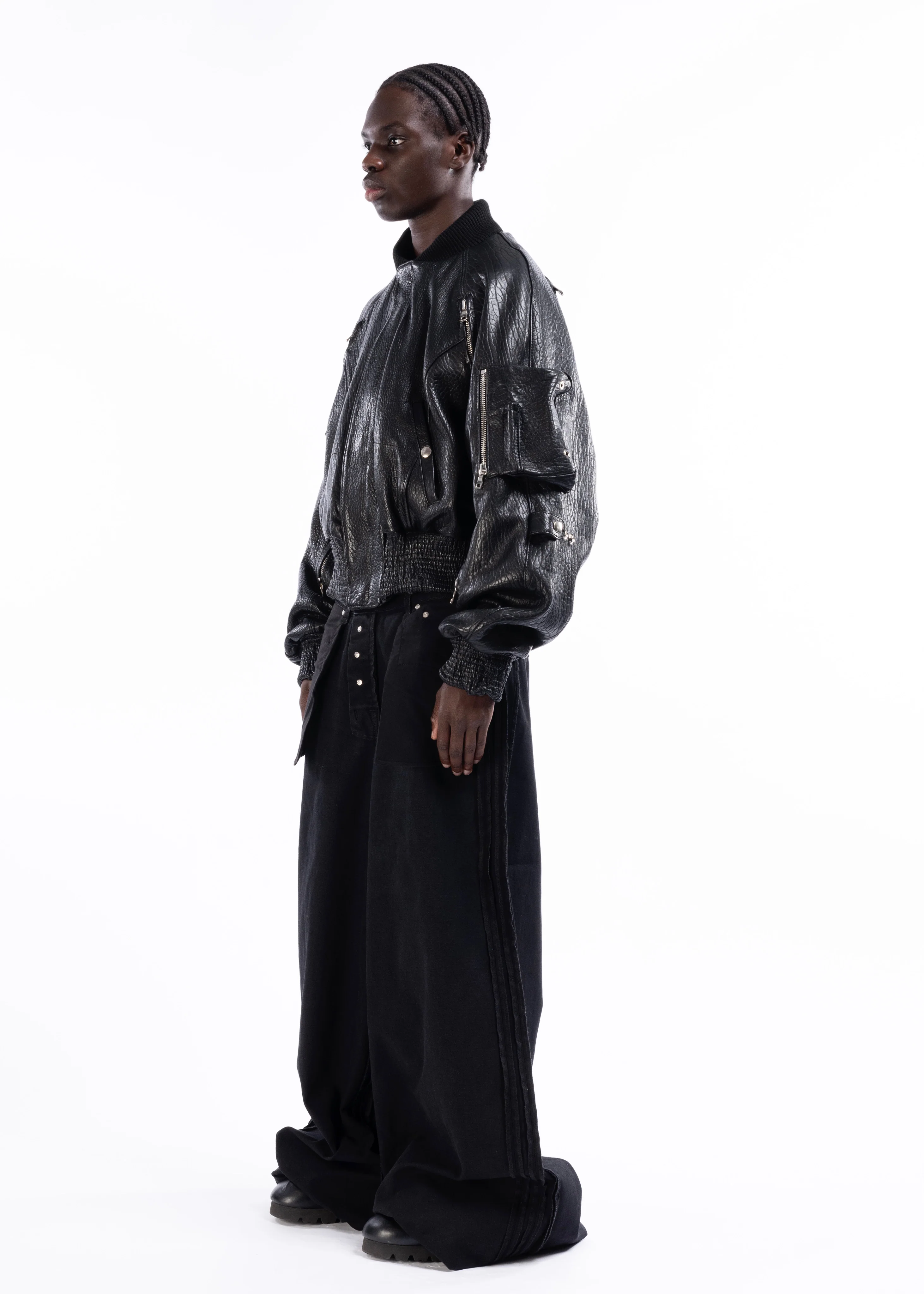 BLACK DRIED CONCRETE LEATHER BOMBER - Image 4