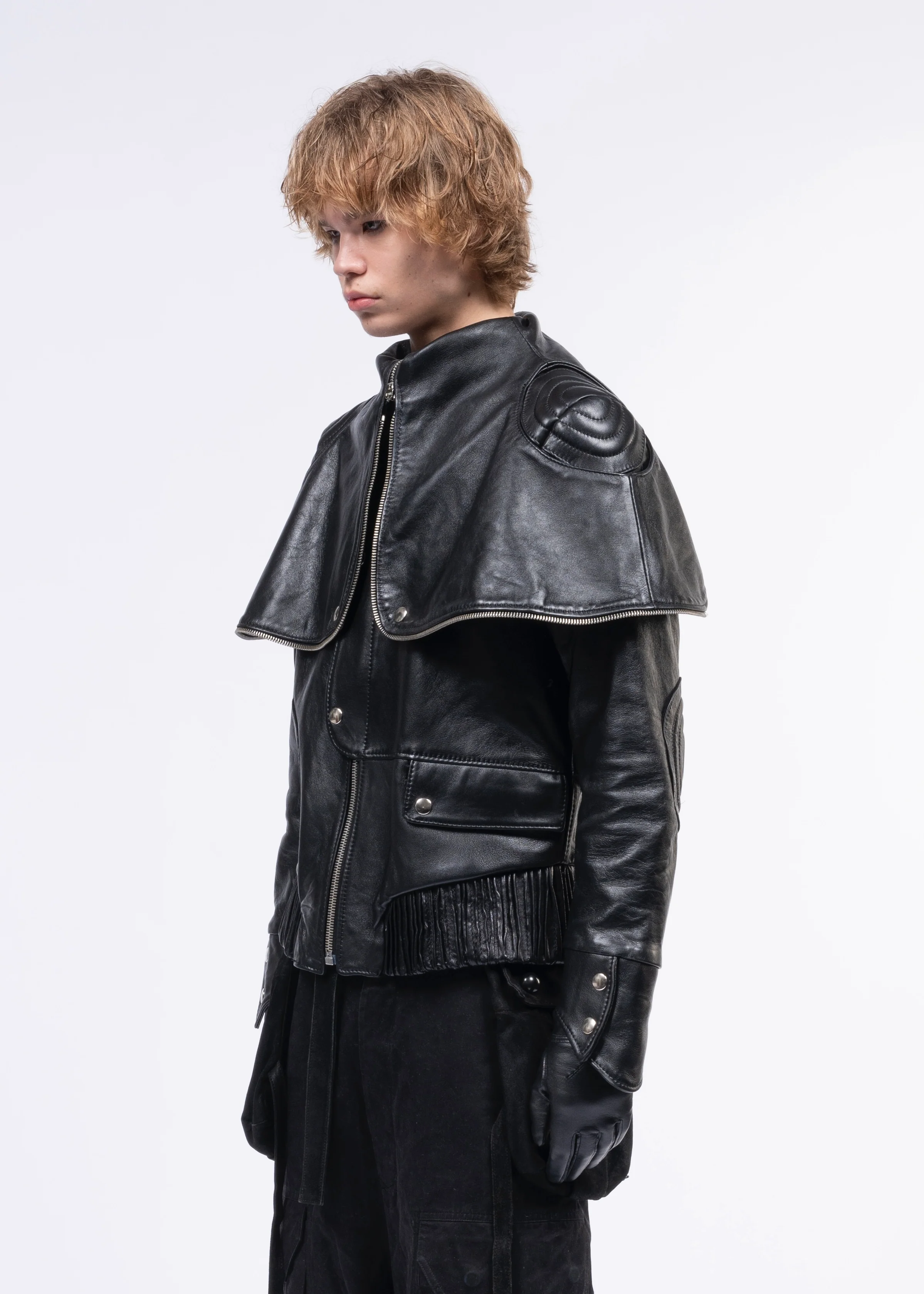 APRONS LEATHER HOOD JACKET - Image 3