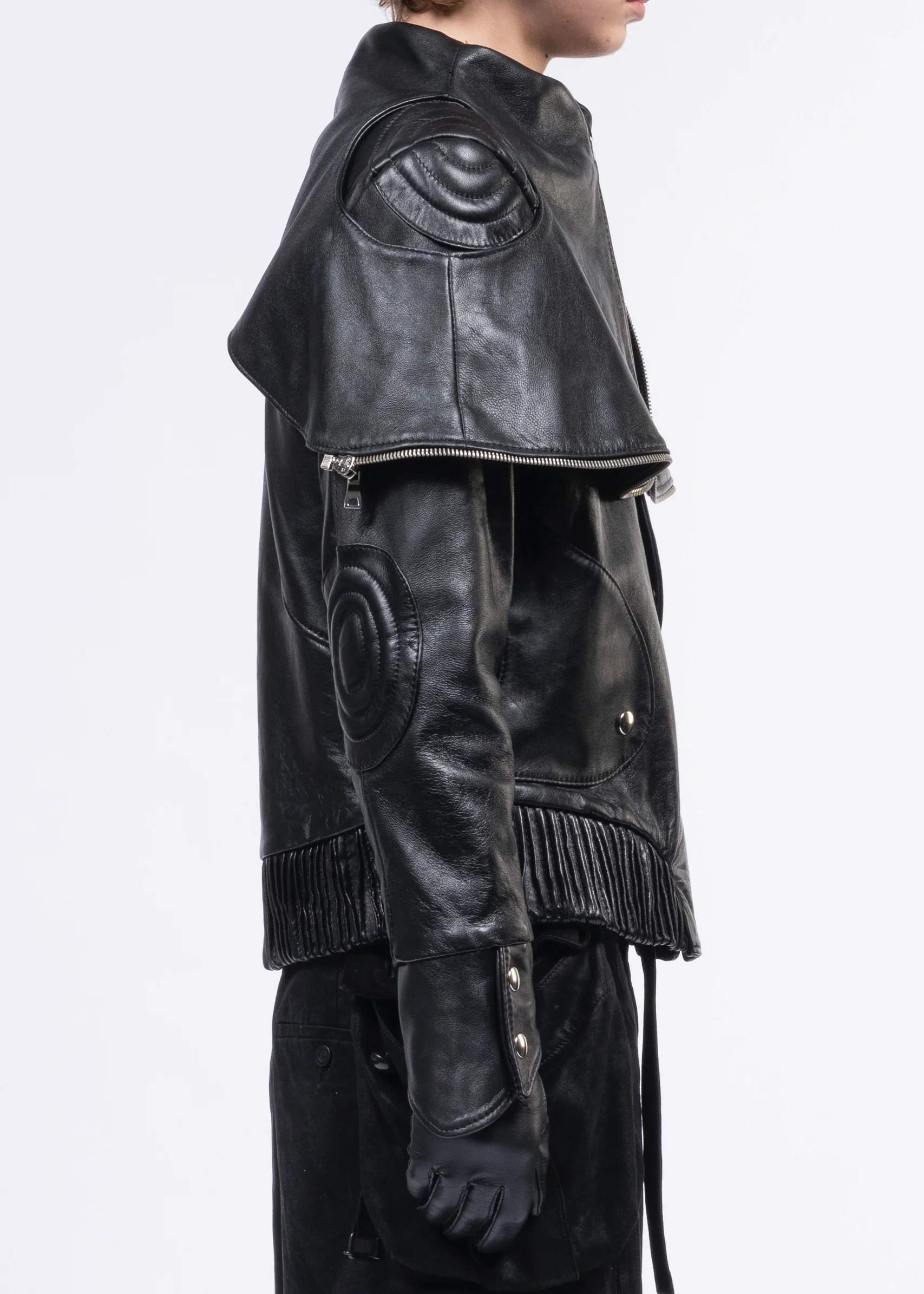 APRONS LEATHER HOOD JACKET - Image 5