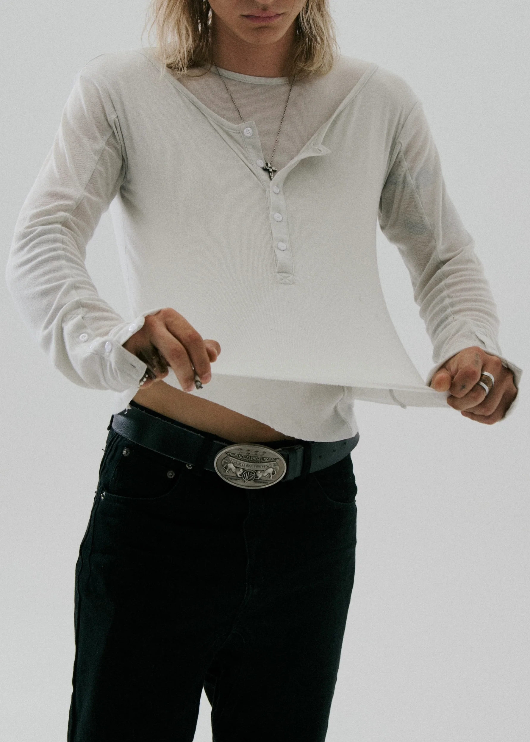 DOUBLE-LAYERED BUTTON ORGANIC COTTON SHIRT WHITE - Image 11