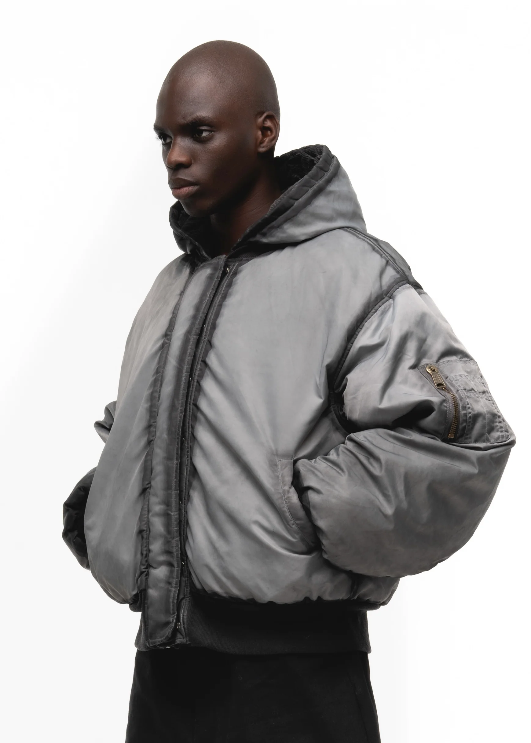 REVERSIBLE ONYX BOMBER JACKET GREY - Image 10