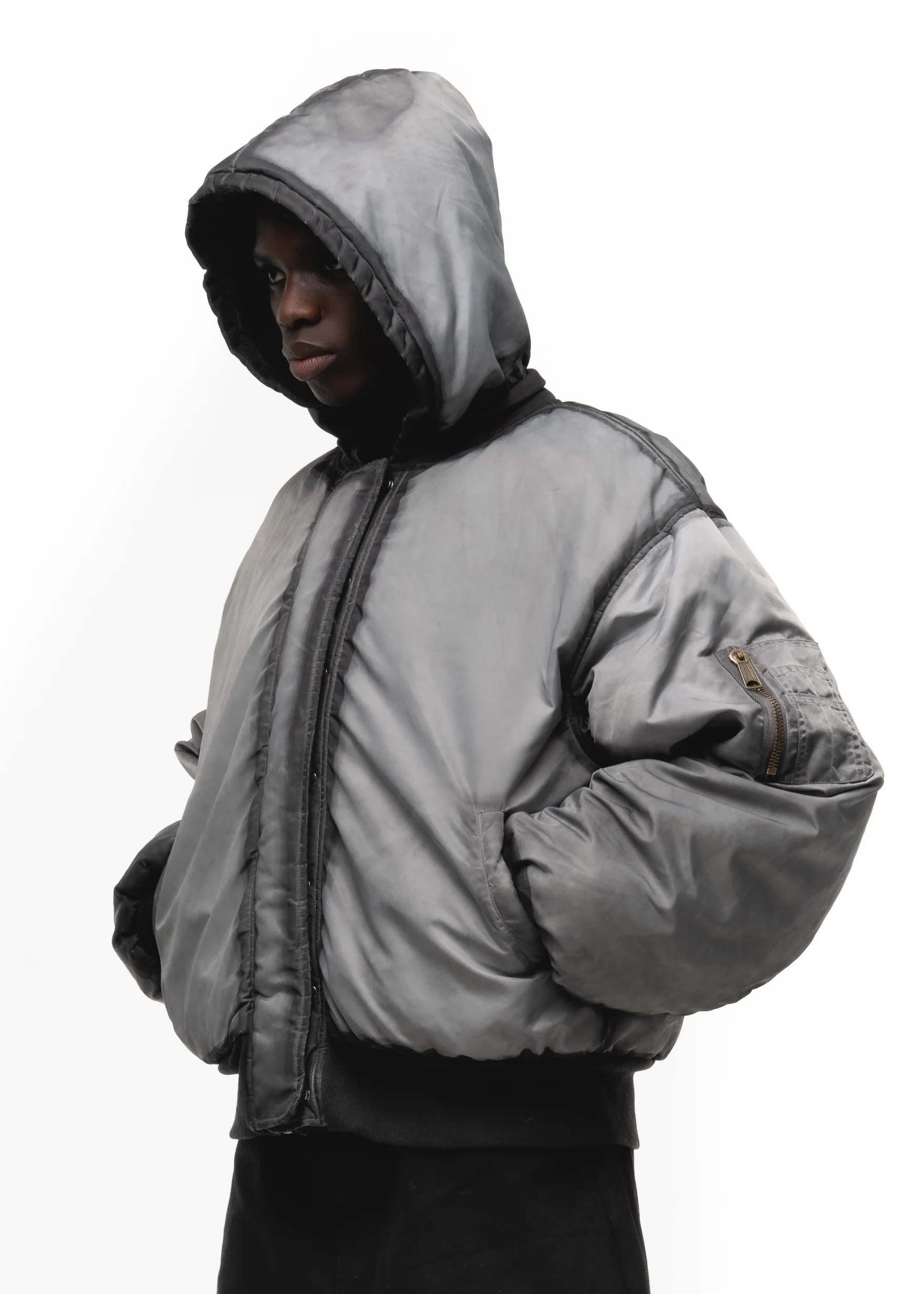 REVERSIBLE ONYX BOMBER JACKET GREY - Image 12