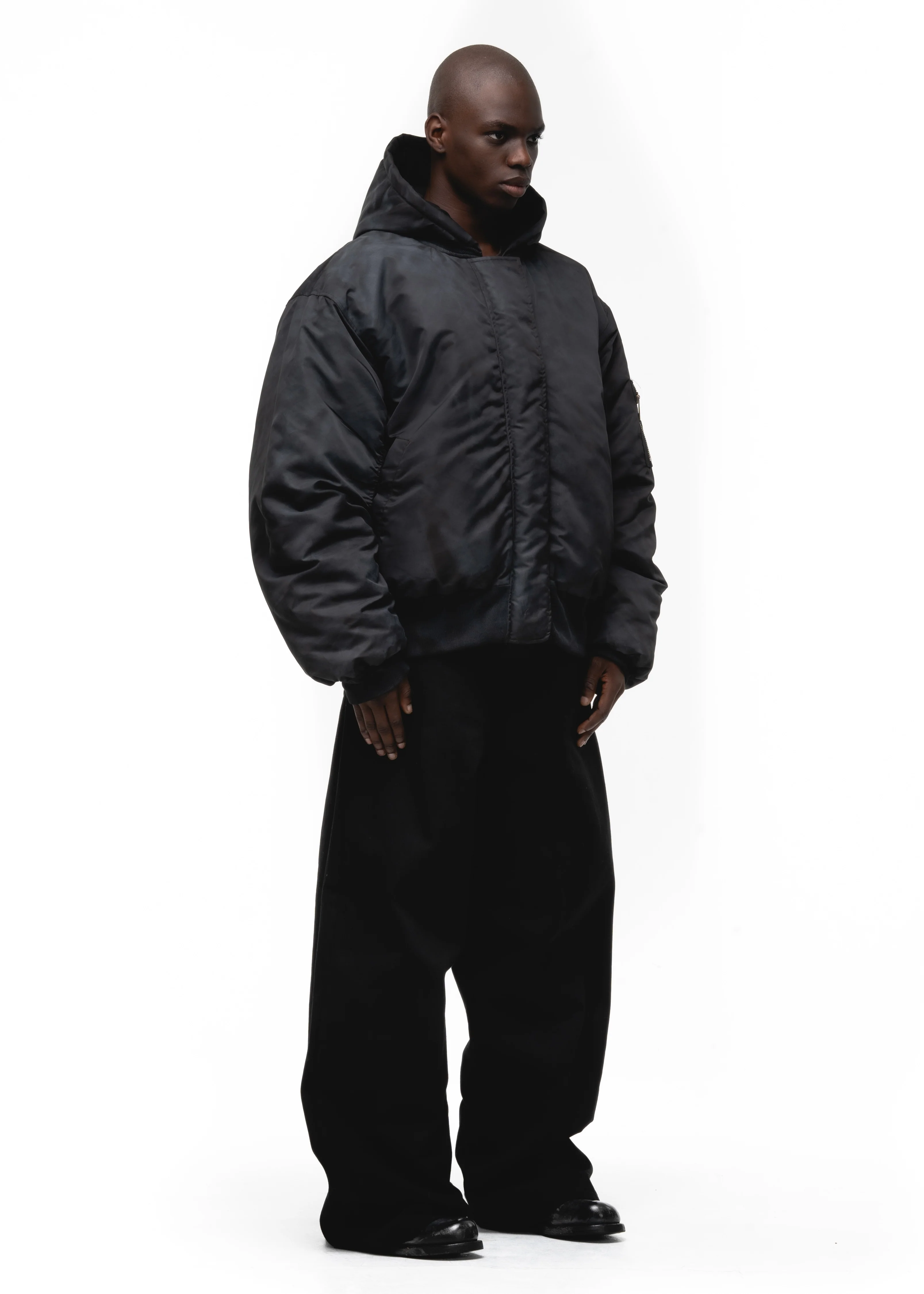 REVERSIBLE ONYX BOMBER JACKET BLACK - Image 9